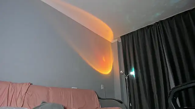 emy lovee online show from 02/15/26, 01:46