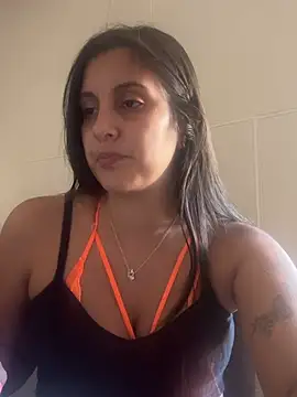 Snapshot of Jimena_luvv chatting on 02/06/26, 06:55 Jimena luvv online show from 02/06/26, 06:55