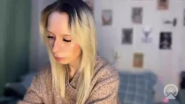 Snapshot of DellaCampbell chatting on 02/04/26, 02:12 DellaCampbell online show from 02/04/26, 02:12