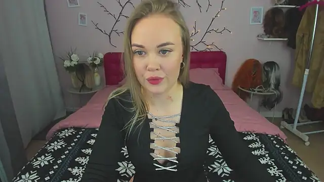 AnnaWillowX online show from 02/15/26, 01:31