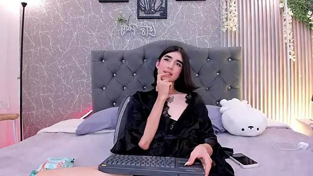 lana gill1 online show from 04/16/26, 09:39