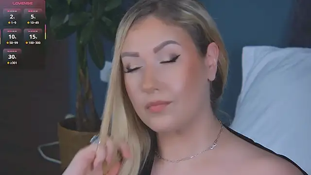 Snapshot of OndinaNoire chatting on 02/26/26, 08:08 OndinaNoire online show from 02/26/26, 08:08