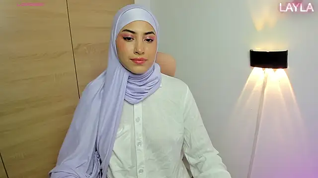 LAY LA  online show from 02/05/26, 11:20