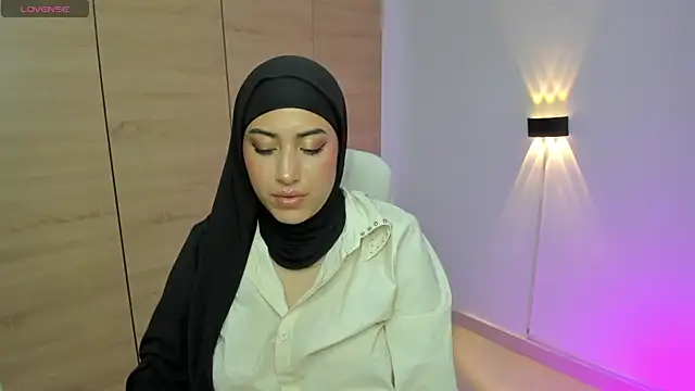 LAY LA  online show from 03/12/26, 08:26