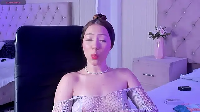 lizzyrossie online show from 03/11/26, 09:54