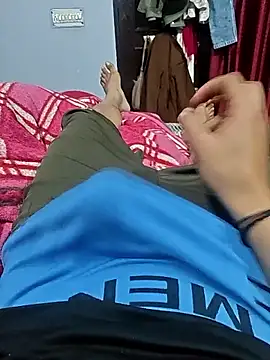 Snapshot of HORNY_DirtyMind chatting on 02/14/26, 04:37 HORNY DirtyMind online show from 02/14/26, 04:37