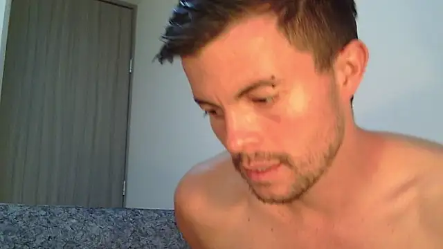 Snapshot of jordan_fox chatting on 02/25/26, 07:34 jordan fox online show from 02/25/26, 07:34