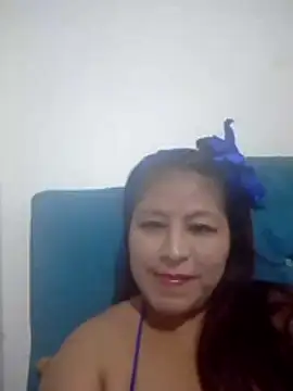 Snapshot of LaylaWinxxx chatting on 02/04/26, 01:22 LaylaWinxxx online show from 02/04/26, 01:22