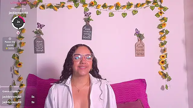 emiily curly online show from 07/17/26, 11:28