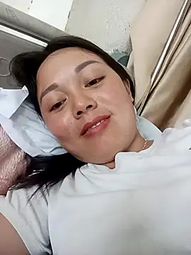 Snapshot of Rose-222 chatting on 02/27/26, 11:10 Rose-222 online show from 02/27/26, 11:10