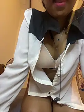 Snapshot of ANU_BABA_HOT chatting on 02/20/26, 04:29 ANU BABA HOT online show from 02/20/26, 04:29