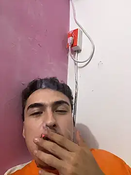 vanilla Kush online show from 02/05/26, 03:00