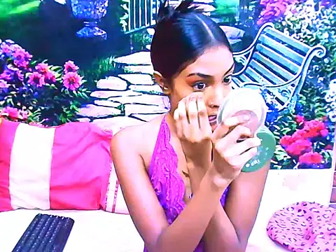 IndianPretty14u2Luv online show from 04/18/26, 07:07