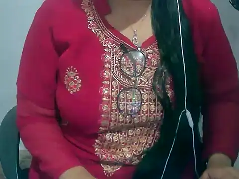 Cute Aliyaa online show from 03/13/26, 09:27