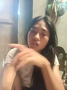 Snapshot of Hoa-tuylip chatting on 07/31/26, 08:03 Hoa-tuylip online show from 07/31/26, 08:03