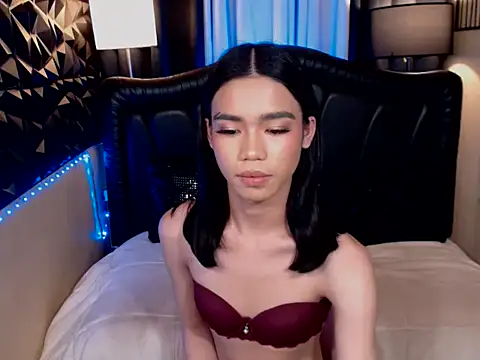 Snapshot of ItsurGirlMiana chatting on 02/21/26, 07:37 ItsurGirlMiana online show from 02/21/26, 07:37