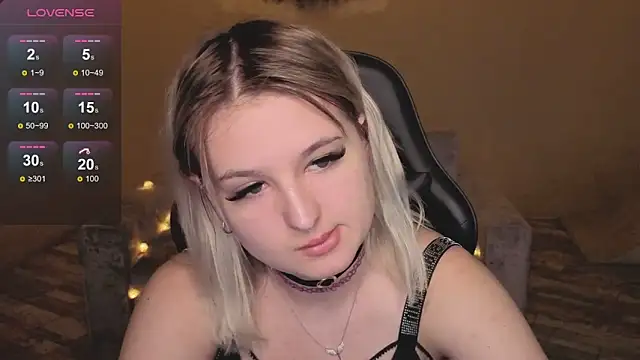 Snapshot of grase_neon chatting on 02/11/26, 10:20 grase neon online show from 02/11/26, 10:20