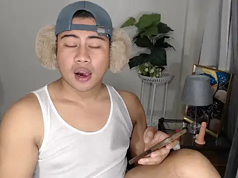 Snapshot of beraldick chatting on 02/16/26, 02:51 beraldick online show from 02/16/26, 02:51