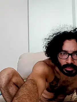 Snapshot of Batou1683 chatting on 02/11/26, 12:54 Batou1683 online show from 02/11/26, 12:54