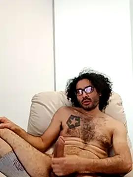 Snapshot of Batou1683 chatting on 02/28/26, 03:35 Batou1683 online show from 02/28/26, 03:35