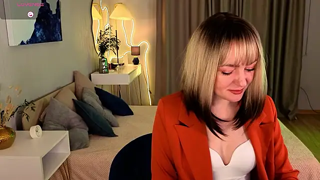 Oliiviaa  online show from 02/27/26, 08:14