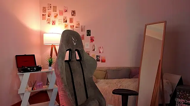 Snapshot of nexorine chatting on 02/06/26, 11:46 nexorine online show from 02/06/26, 11:46