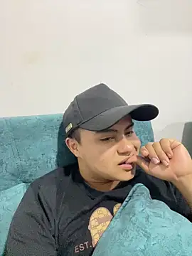 andresmahecha777 online show from 03/06/26, 12:40