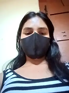 Snapshot of Mahira-- chatting on 05/16/26, 06:32 Mahira-- online show from 05/16/26, 06:32