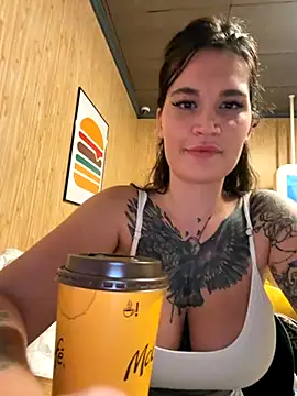 TattooGirlAlia online show from 10/28/25, 05:48