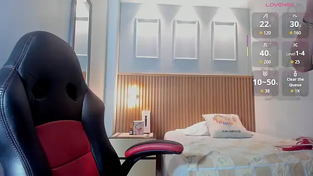 BONNIE CH1 online show from 03/04/26, 12:44