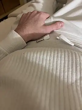 Snapshot of nolimits66 chatting on 02/01/26, 09:57 nolimits66 online show from 02/01/26, 09:57