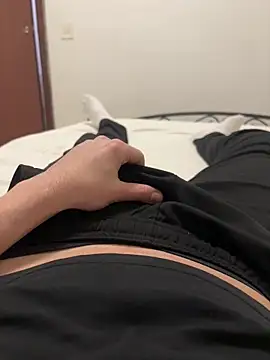 Snapshot of nolimits66 chatting on 02/05/26, 08:02 nolimits66 online show from 02/05/26, 08:02