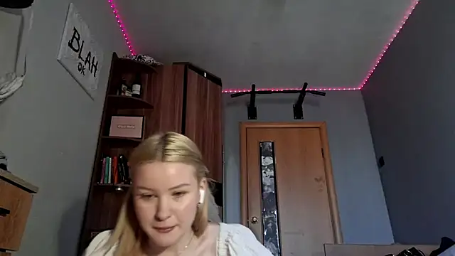 ChongTreece online show from 04/03/26, 06:11