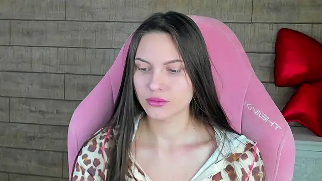 Snapshot of AliceVersal chatting on 02/26/26, 04:33 AliceVersal online show from 02/26/26, 04:33