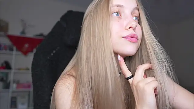 Appr0ved  online show from 04/23/26, 05:15