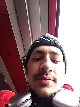 Snapshot of Etlipro-53 chatting on 02/01/26, 08:35 Etlipro-53 online show from 02/01/26, 08:35