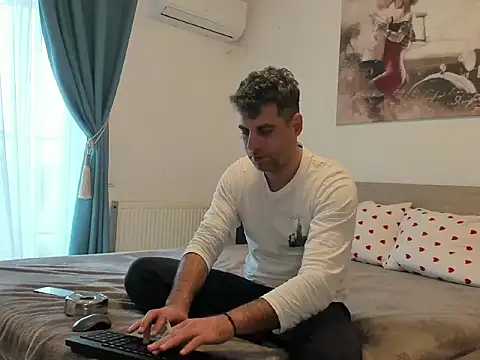 Snapshot of rickysun chatting on 02/12/26, 11:16 rickysun online show from 02/12/26, 11:16