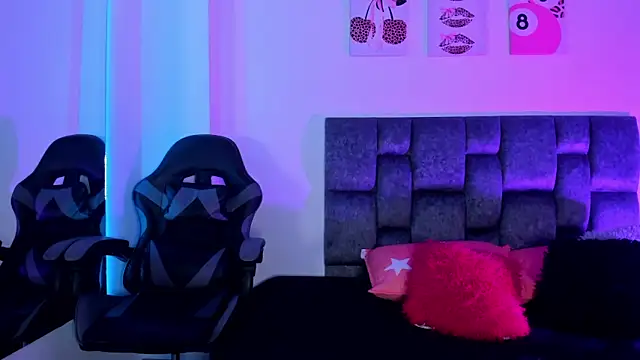 Isabella Moon9 online show from 04/07/26, 12:27