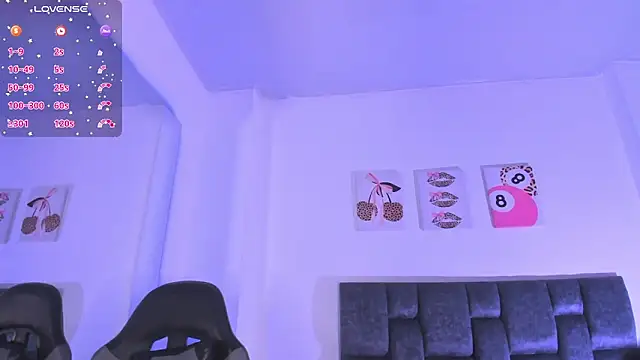 Isabella Moon9 online show from 04/08/26, 12:27