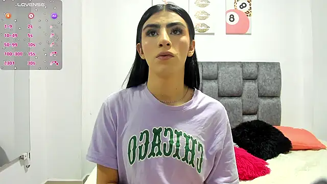 Isabella Moon9 online show from 04/12/26, 06:24