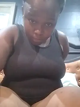 Snapshot of candy1625 chatting on 02/05/26, 05:34 candy1625 online show from 02/05/26, 05:34