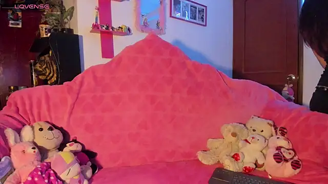 Snapshot of Rebecahart chatting on 02/28/26, 06:47 Rebecahart online show from 02/28/26, 06:47