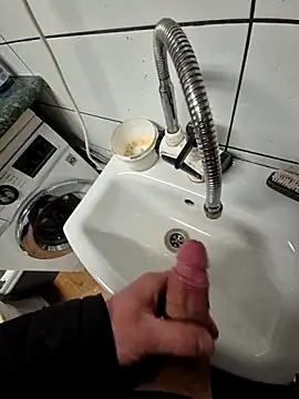 Snapshot of kondec chatting on 02/01/26, 10:30 kondec online show from 02/01/26, 10:30