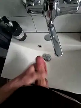 Snapshot of kondec chatting on 02/02/26, 10:36 kondec online show from 02/02/26, 10:36