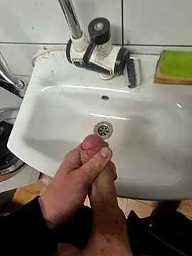 Snapshot of kondec chatting on 02/21/26, 05:58 kondec online show from 02/21/26, 05:58