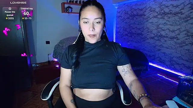 Snapshot of Camila_IRoose chatting on 07/12/26, 11:51 Camila IRoose online show from 07/12/26, 11:51