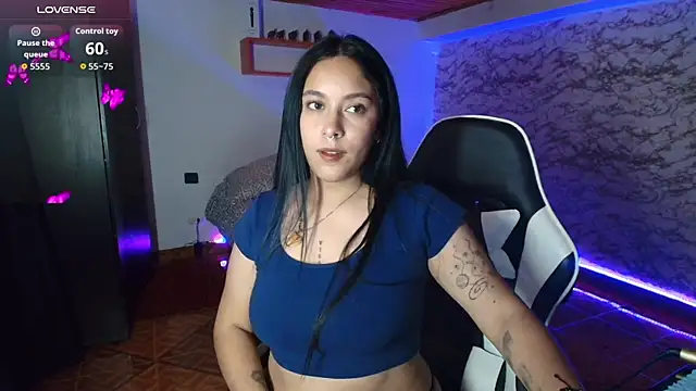 Snapshot of Camila_IRoose chatting on 07/14/26, 10:04 Camila IRoose online show from 07/14/26, 10:04