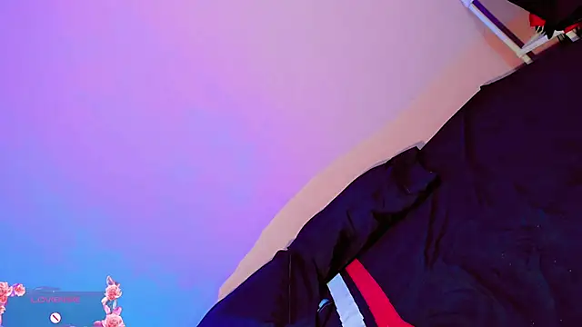 zoe rous2 online show from 04/04/26, 12:35