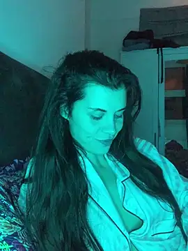 Snapshot of houseofnova chatting on 02/27/26, 11:05 houseofnova online show from 02/27/26, 11:05