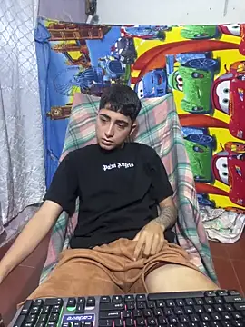 Snapshot of MichaelMiller20261 chatting on 02/02/26, 03:33 MichaelMiller20261 online show from 02/02/26, 03:33